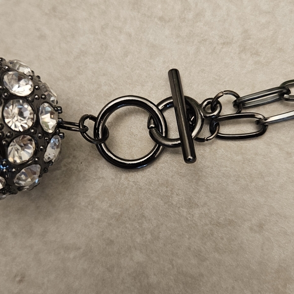 Toggle disco ball necklace - Picture 5 of 6